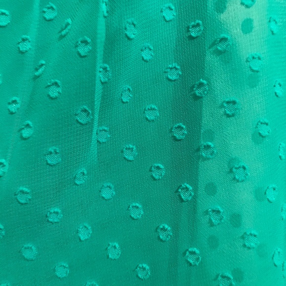 Women’s Sleeveless Top - Picture 3 of 6